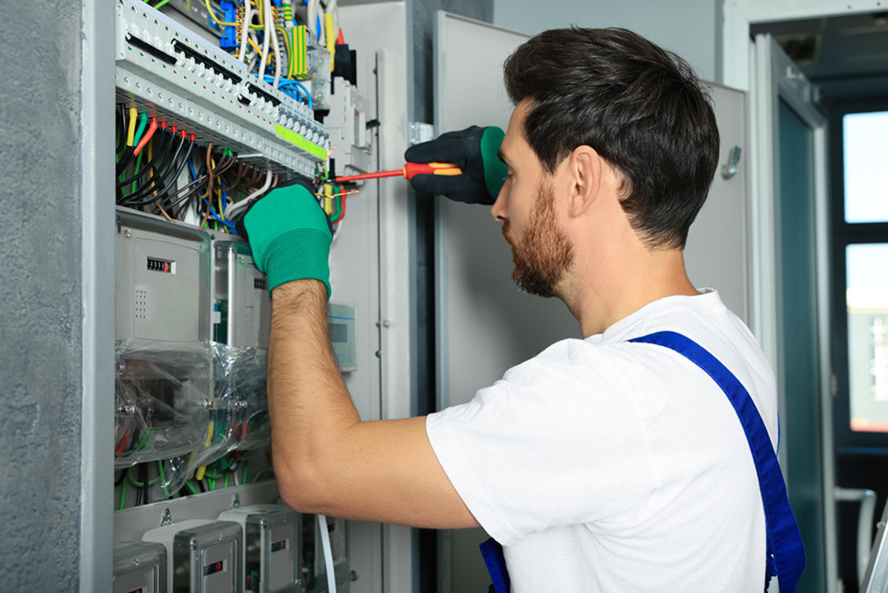 Nieder&shy;spannungs&shy;anlagen bei EnergieCraft Elektrotechnik GmbH in Bad Nauheim